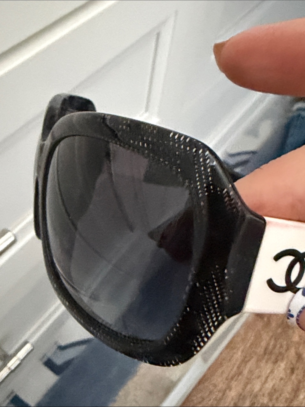 CHANEL 5146 Black Quilted Oversized Sunglasses with Logo Arm - Picture 5 of 6